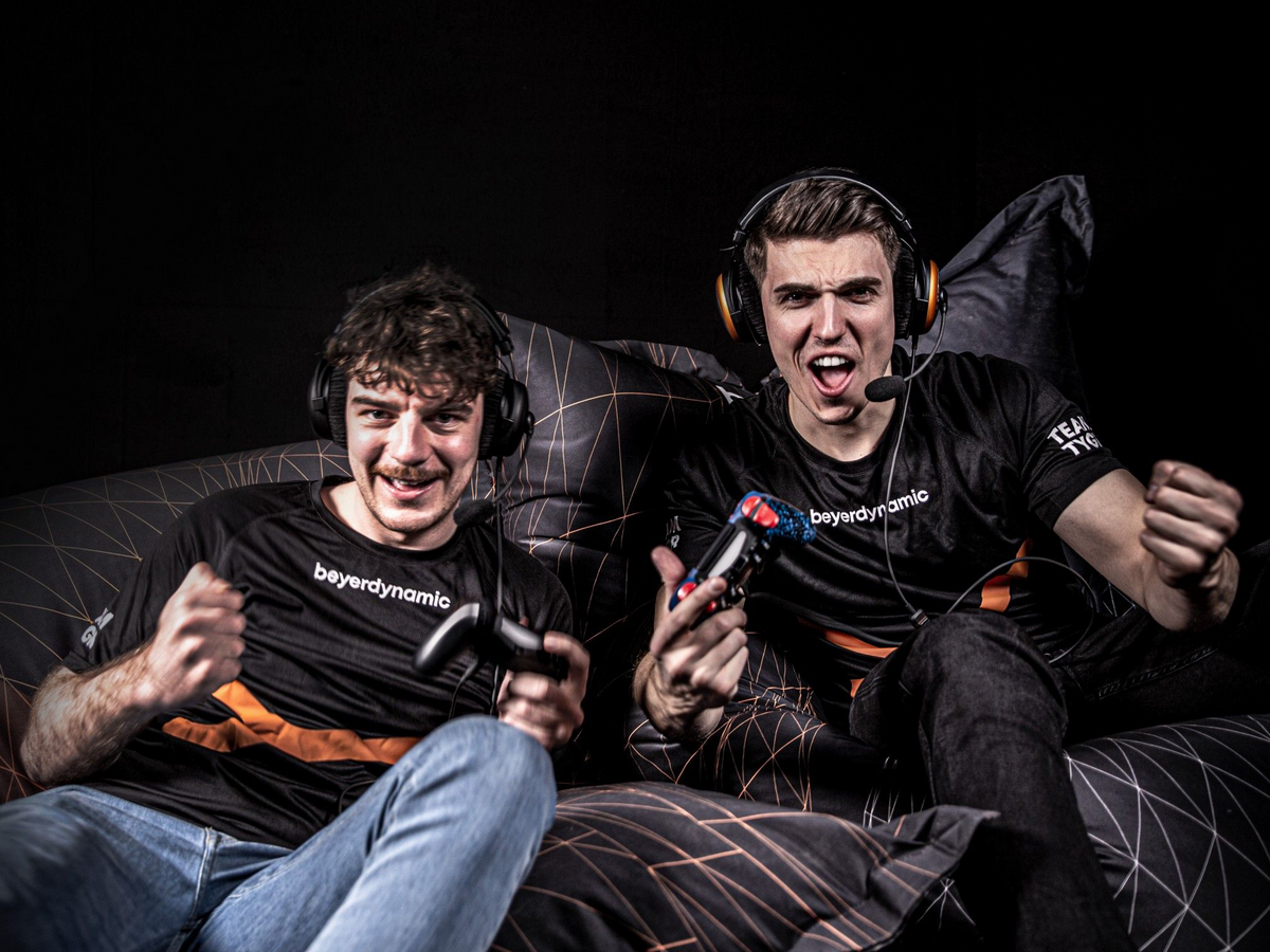 DISCOVER YOUR CHAMPION