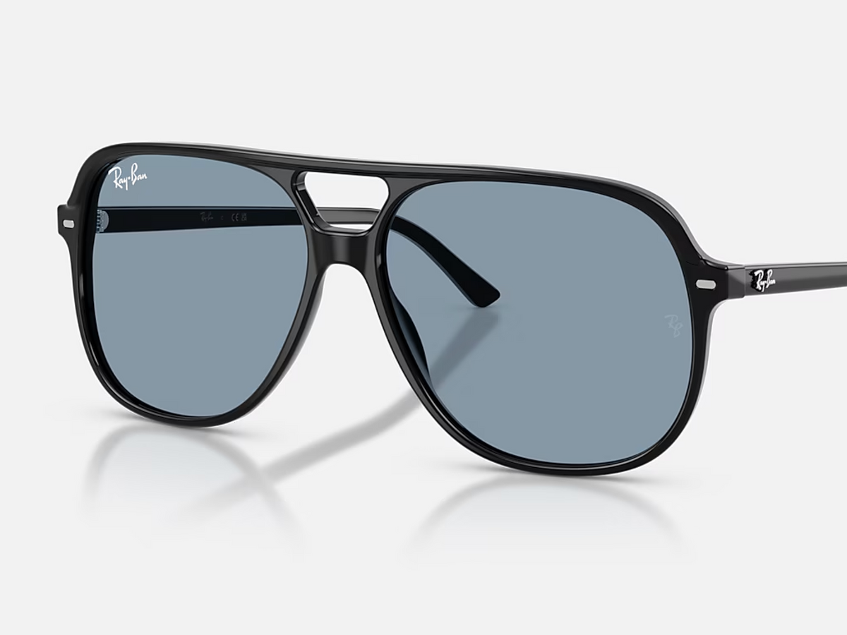 Hot on Social: The Blue Trend
