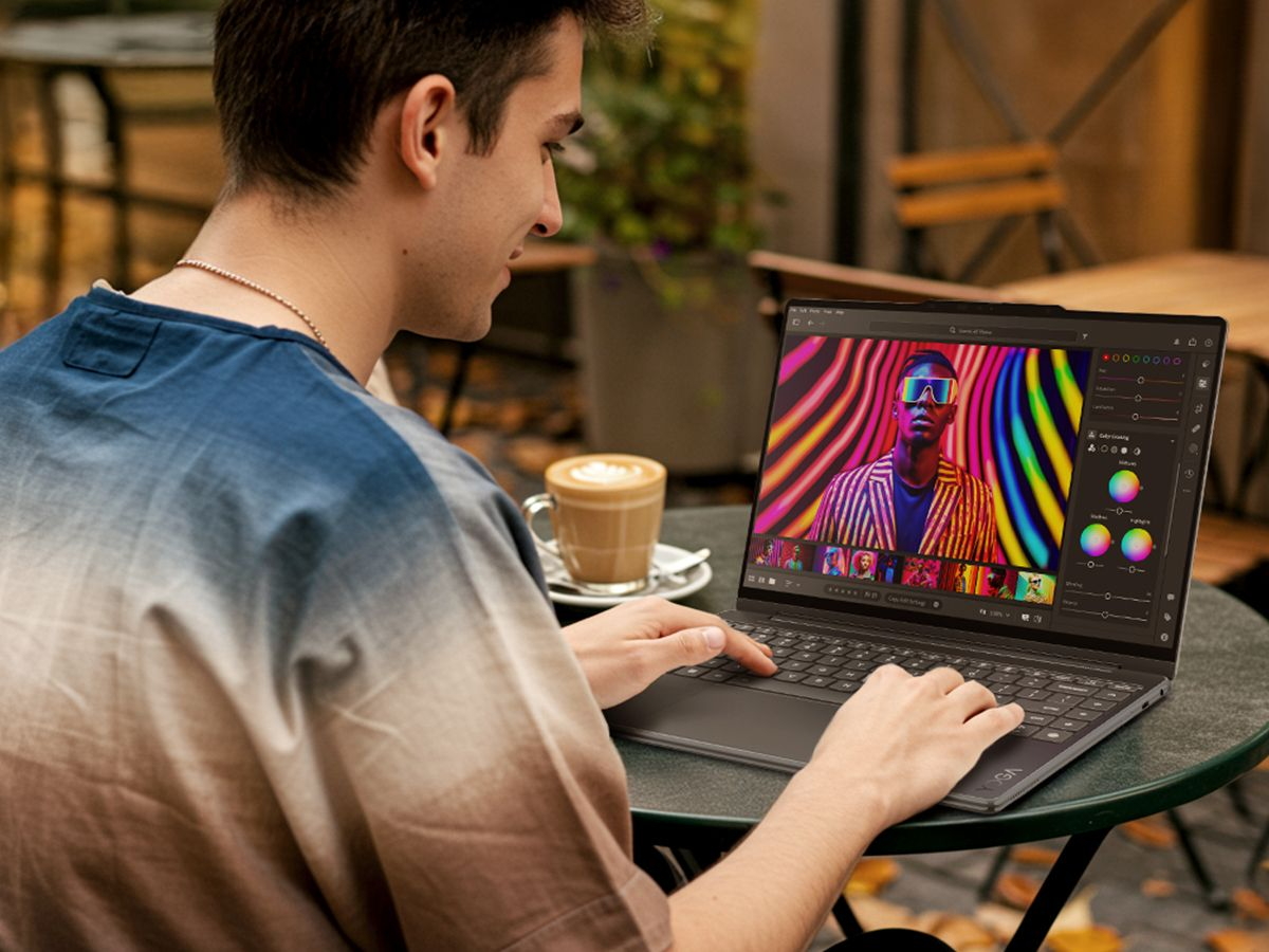 Boom! 💥 FLAT 3% OFF on Lenovo Laptops 💻 ✨🎉