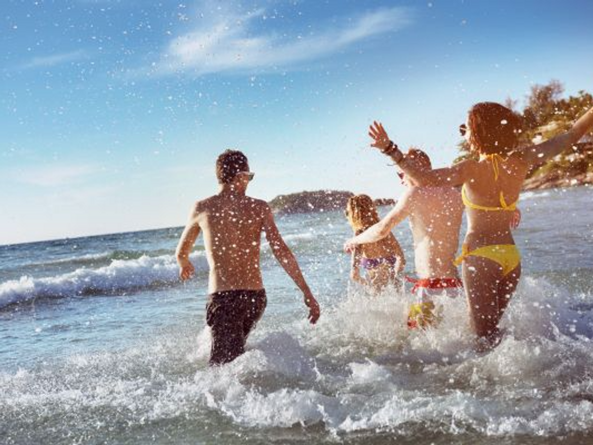 Save on Hotels with extra 10% off