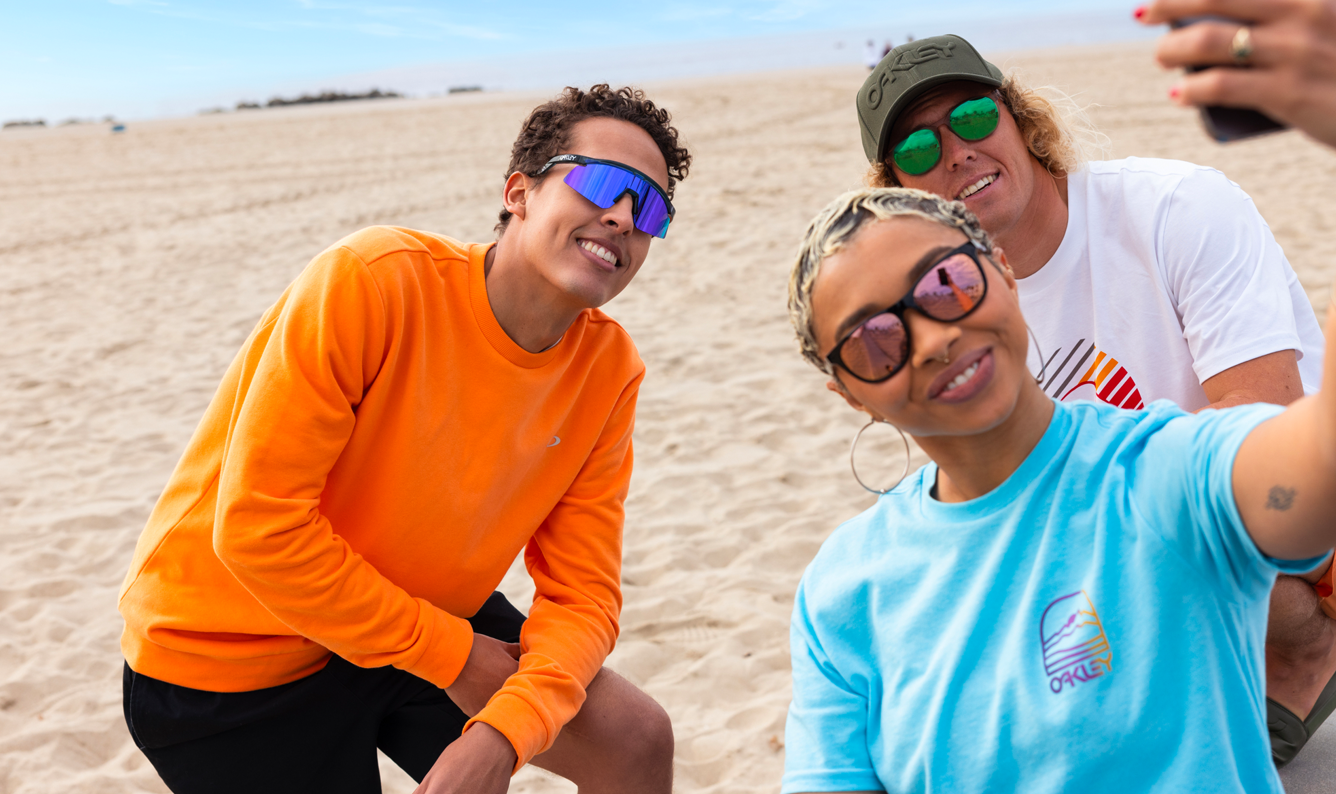 Oakley UNiDAYS descuento para estudiantes diciembre 2023